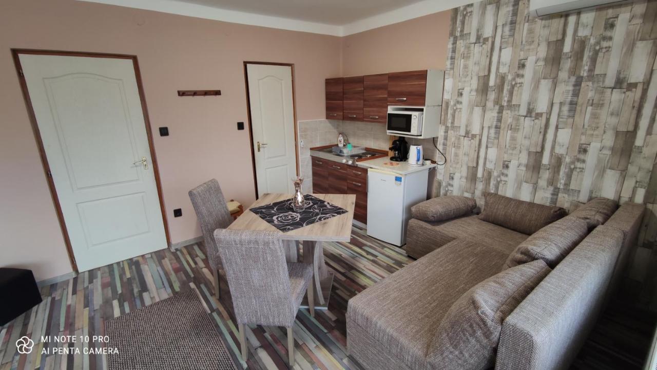 Apartman Edit Harkány Exteriör bild