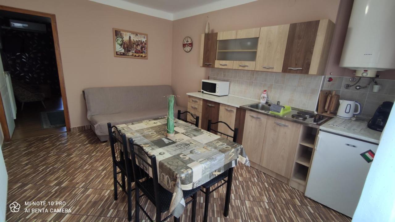 Apartman Edit Harkány Exteriör bild