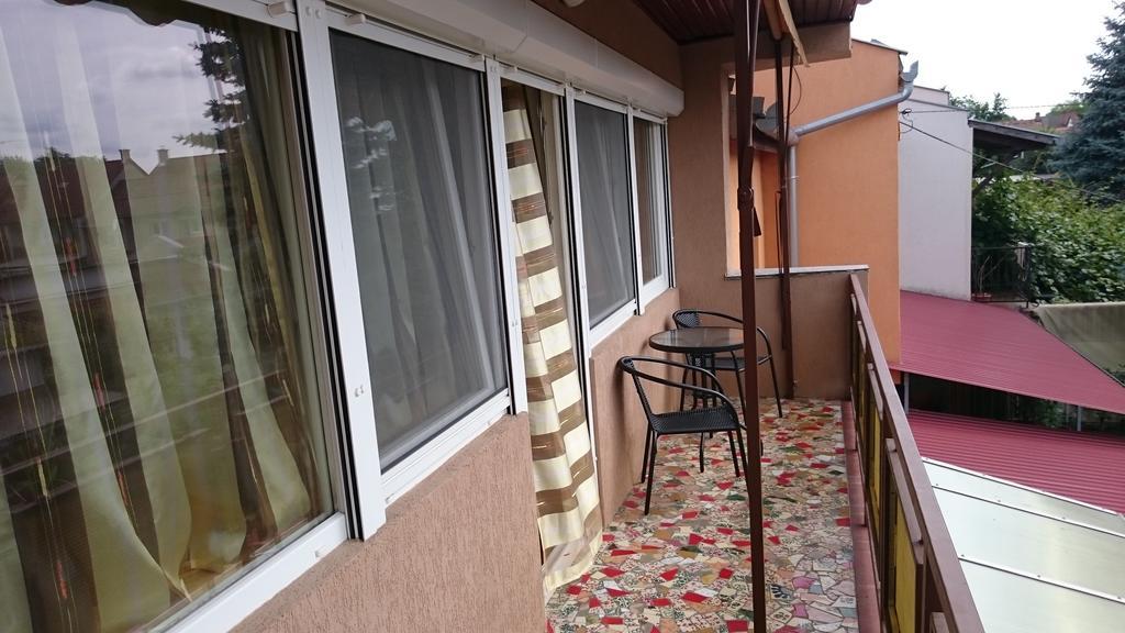 Apartman Edit Harkány Exteriör bild