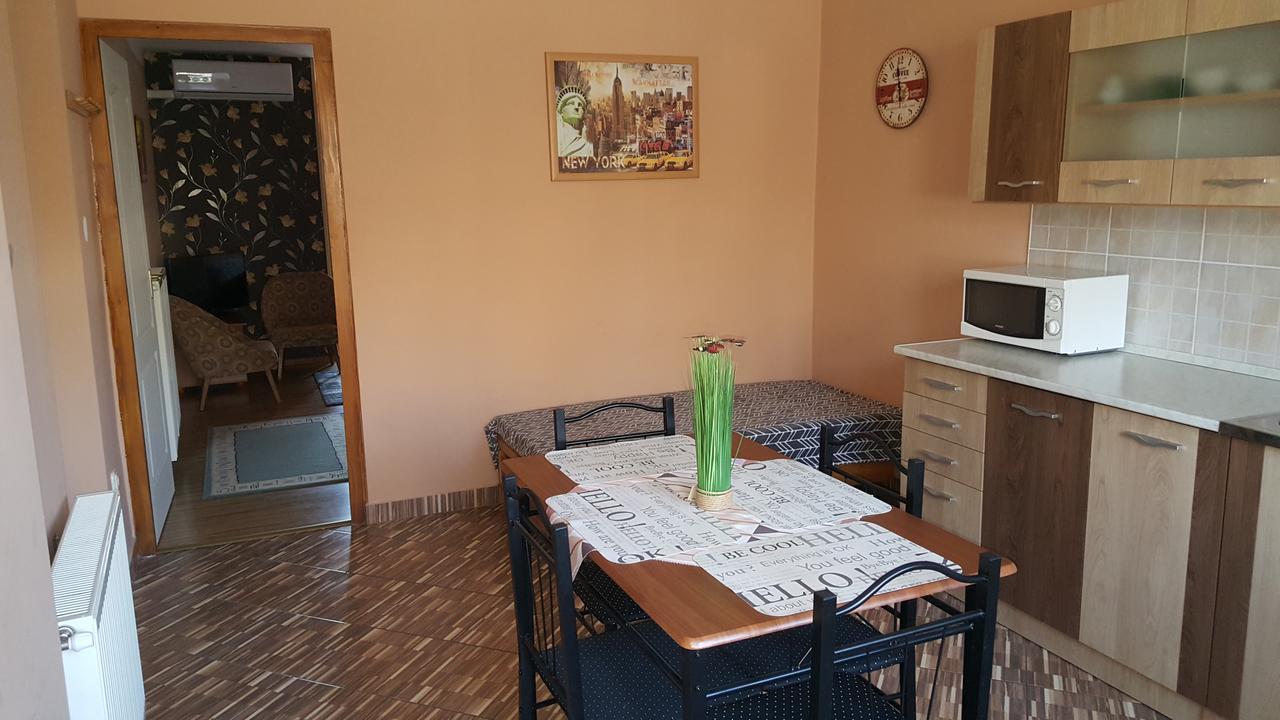 Apartman Edit Harkány Exteriör bild